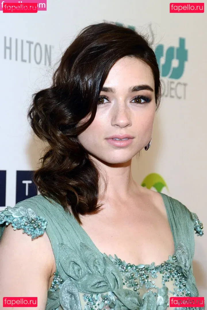 Crystal Reed Onlyfans Photo Gallery 