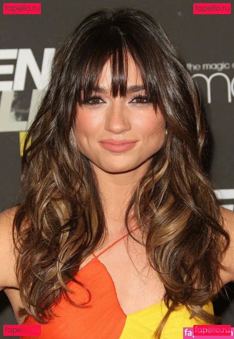 Crystal Reed Onlyfans Photo Gallery 