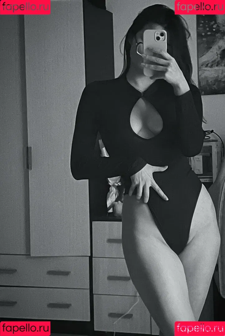 sofiaaa.park Onlyfans Photo Gallery 