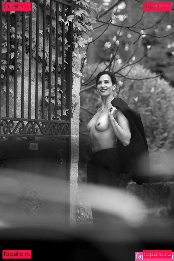 Ulrike Frank-GZSZ Onlyfans Photo Gallery 