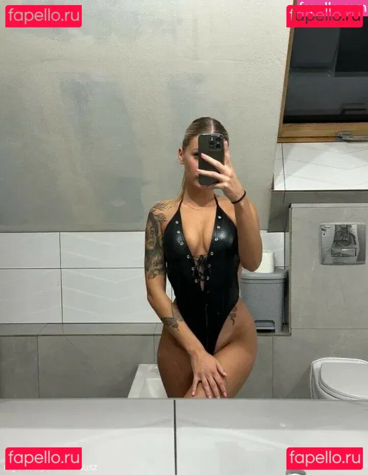 Nikola Susz Onlyfans Photo Gallery 