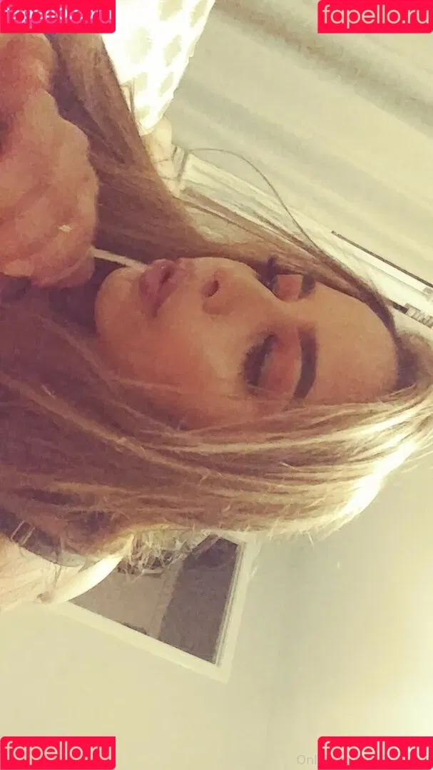 Kate Gerig Onlyfans Photo Gallery 