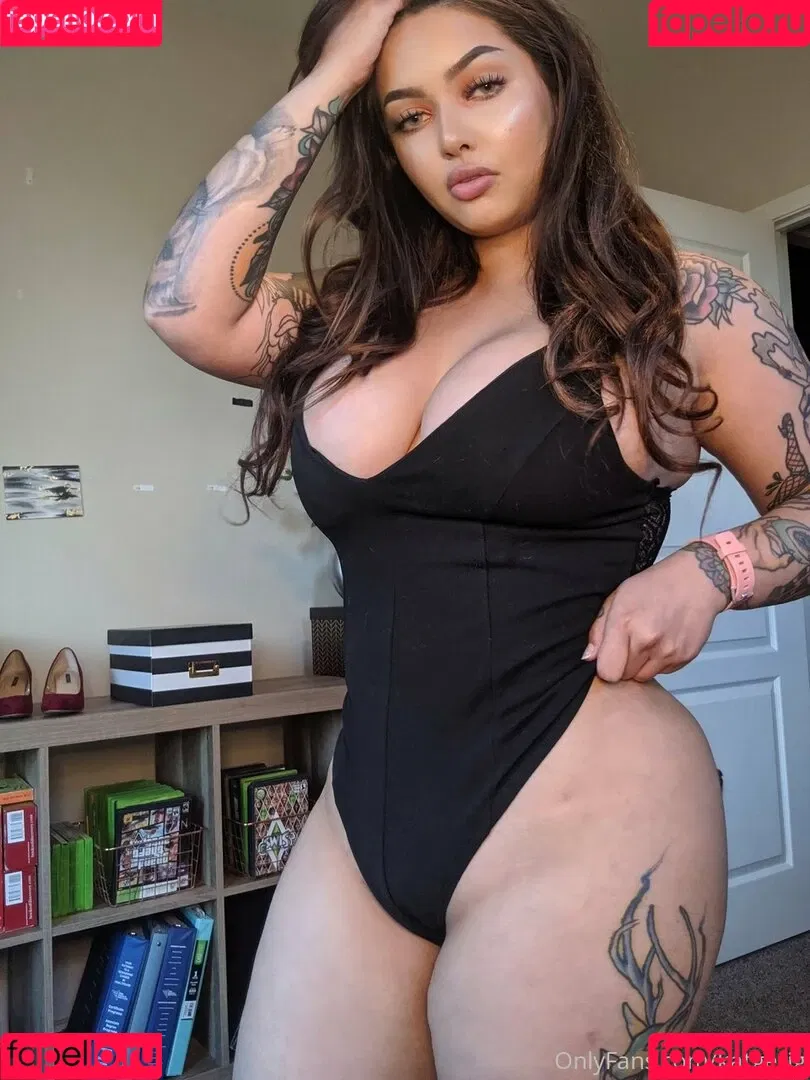Kate Gerig Onlyfans Photo Gallery 