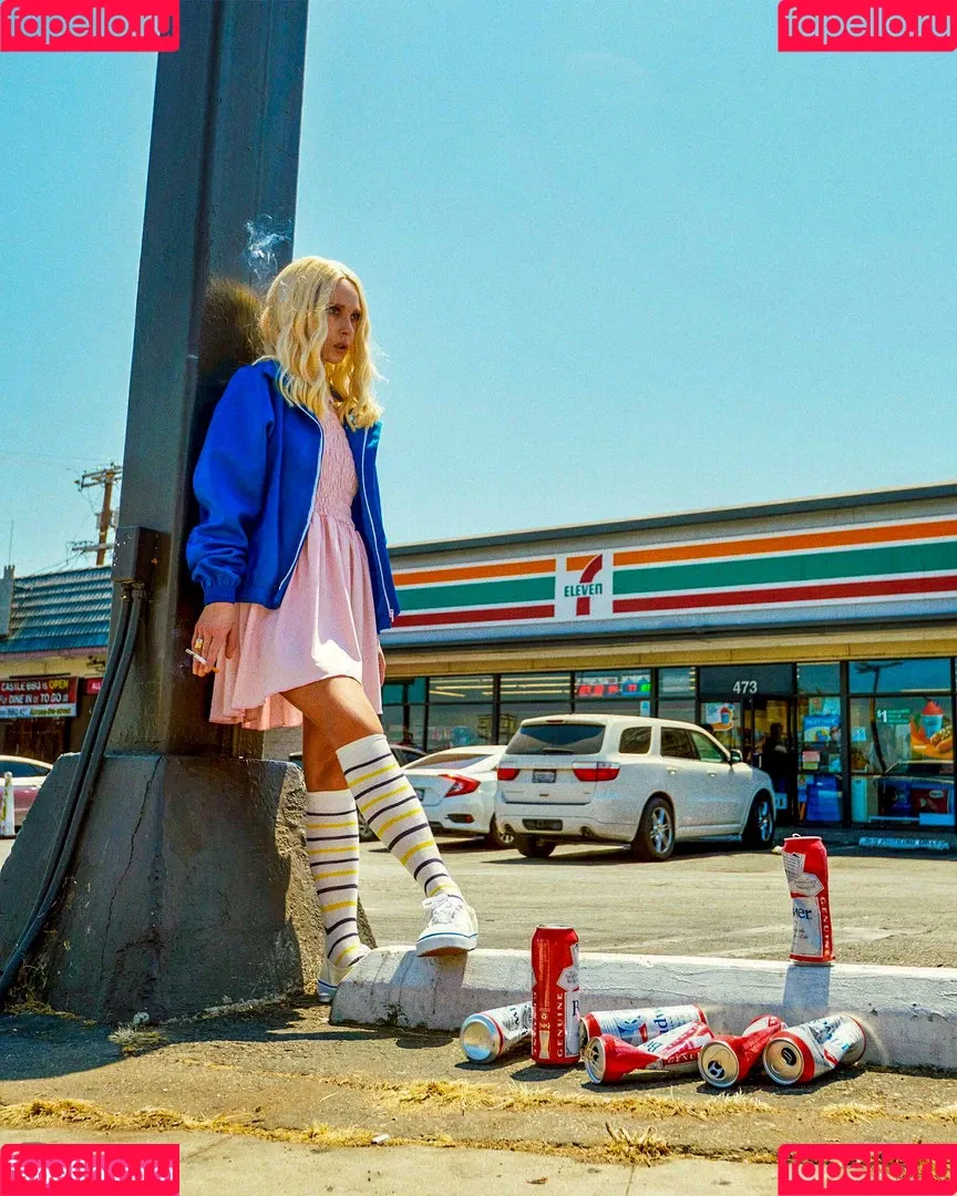 Juno Temple Onlyfans Photo Gallery 