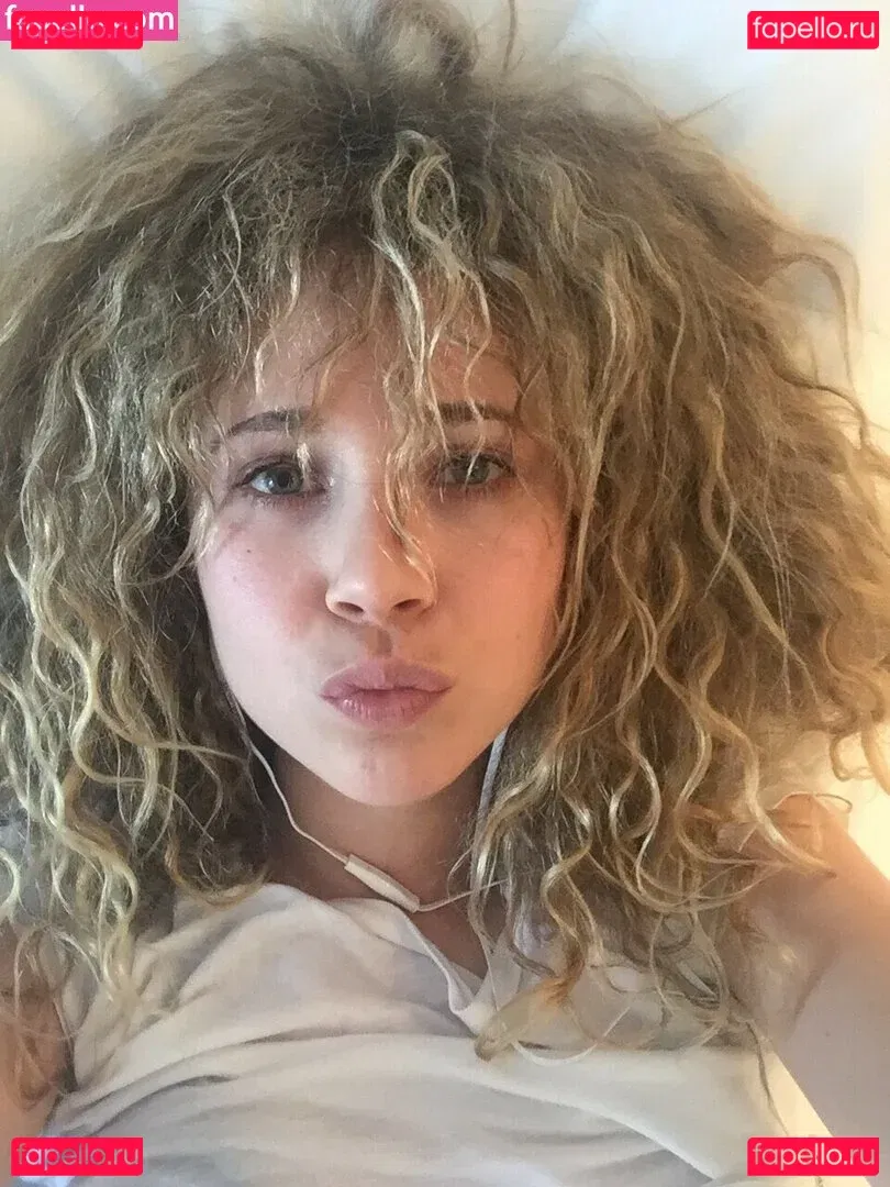 Juno Temple Onlyfans Photo Gallery 