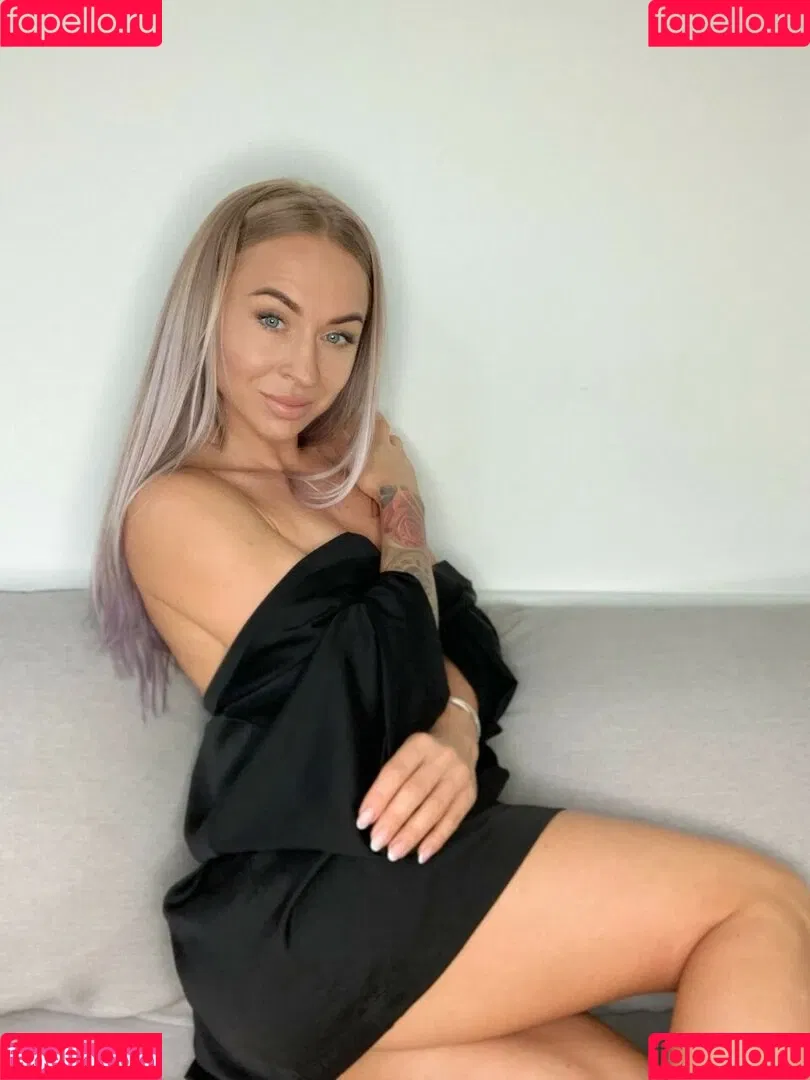 cutehollycooper Onlyfans Photo Gallery 