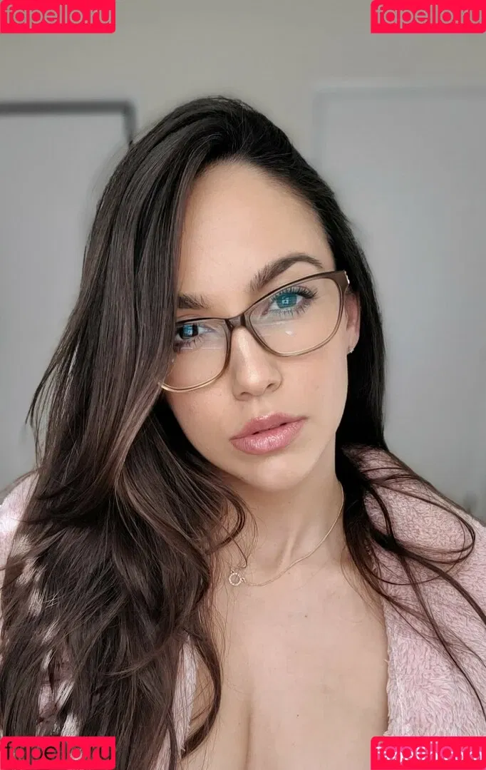 Arianna_Marie Onlyfans Photo Gallery 