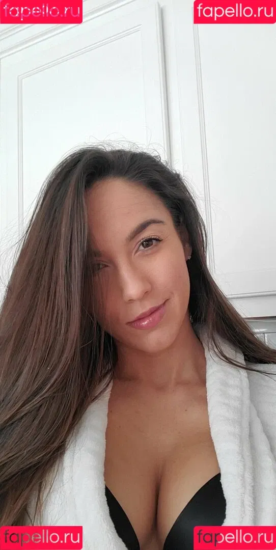 Arianna_Marie Onlyfans Photo Gallery 