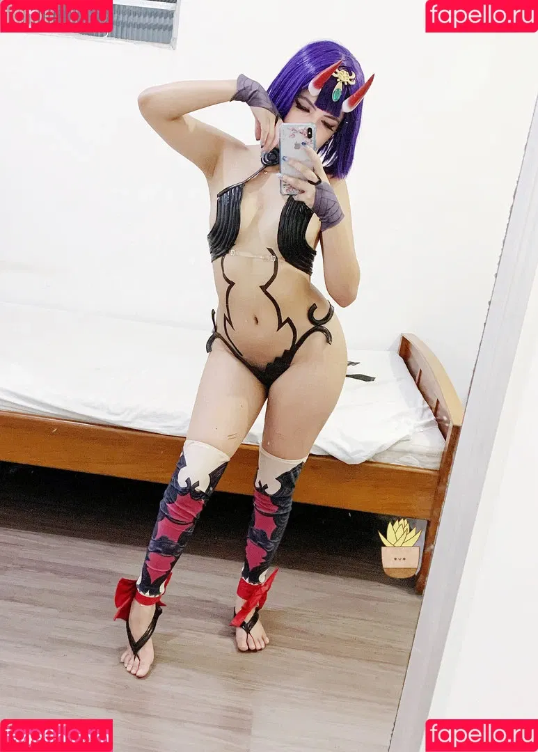 adri_ch4n Onlyfans Photo Gallery 