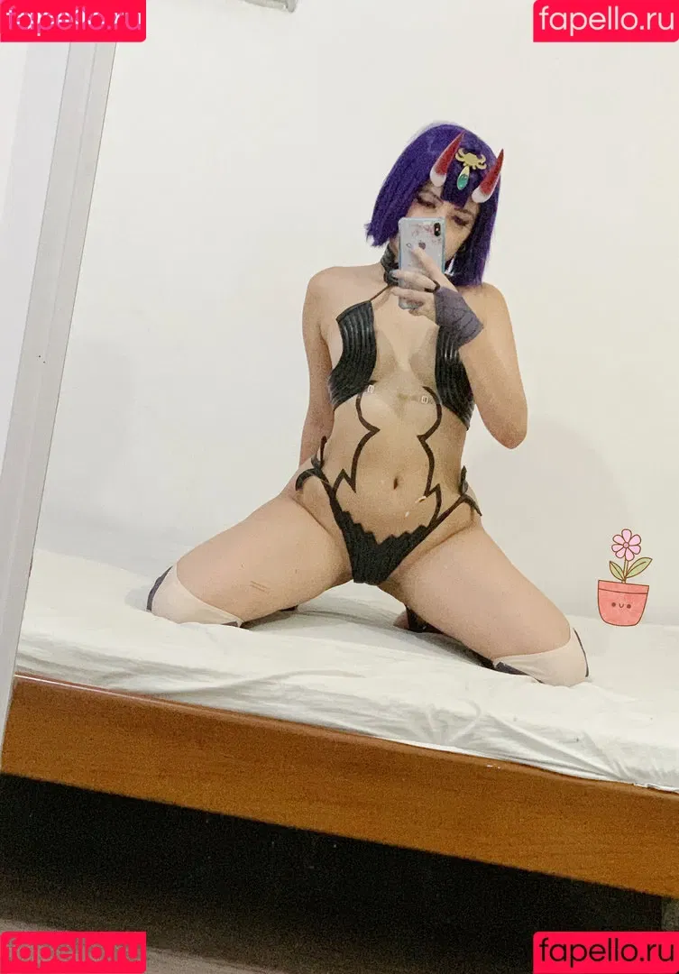 adri_ch4n Onlyfans Photo Gallery 