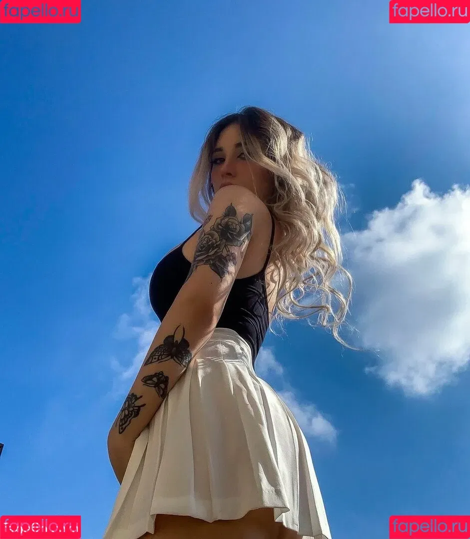katth Onlyfans Photo Gallery 