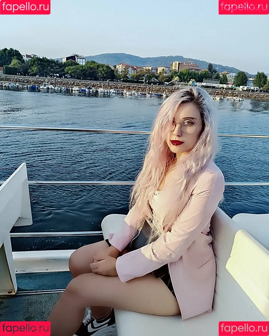 katth Onlyfans Photo Gallery 
