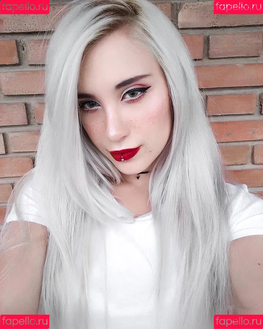 katth Onlyfans Photo Gallery 