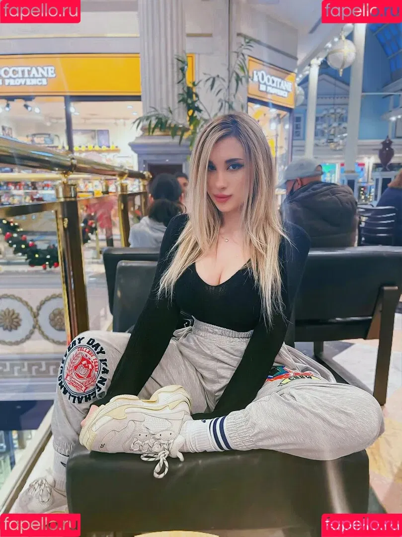 katth Onlyfans Photo Gallery 
