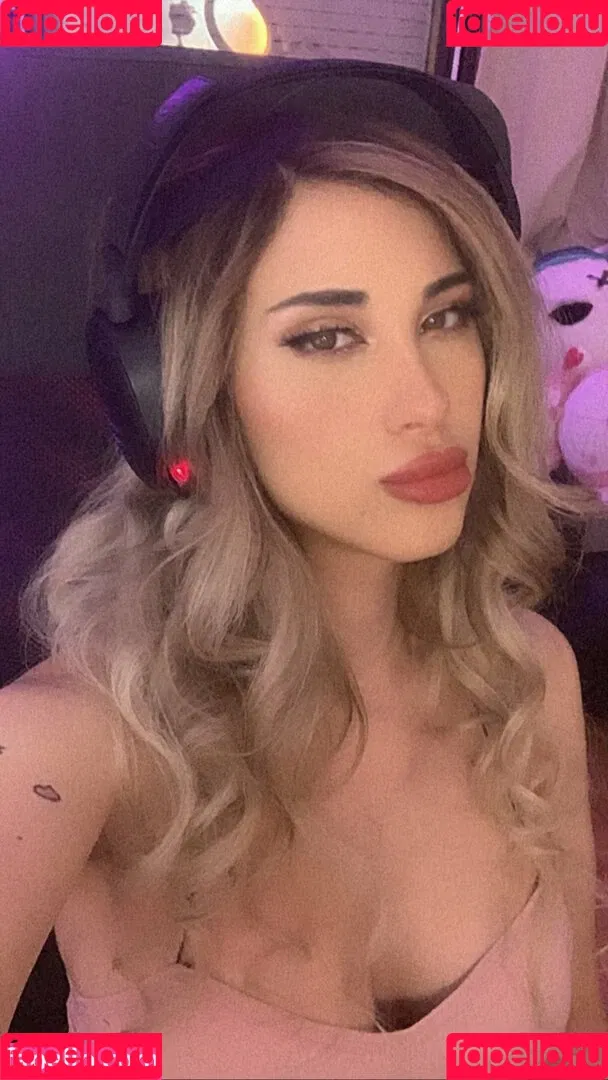katth Onlyfans Photo Gallery 