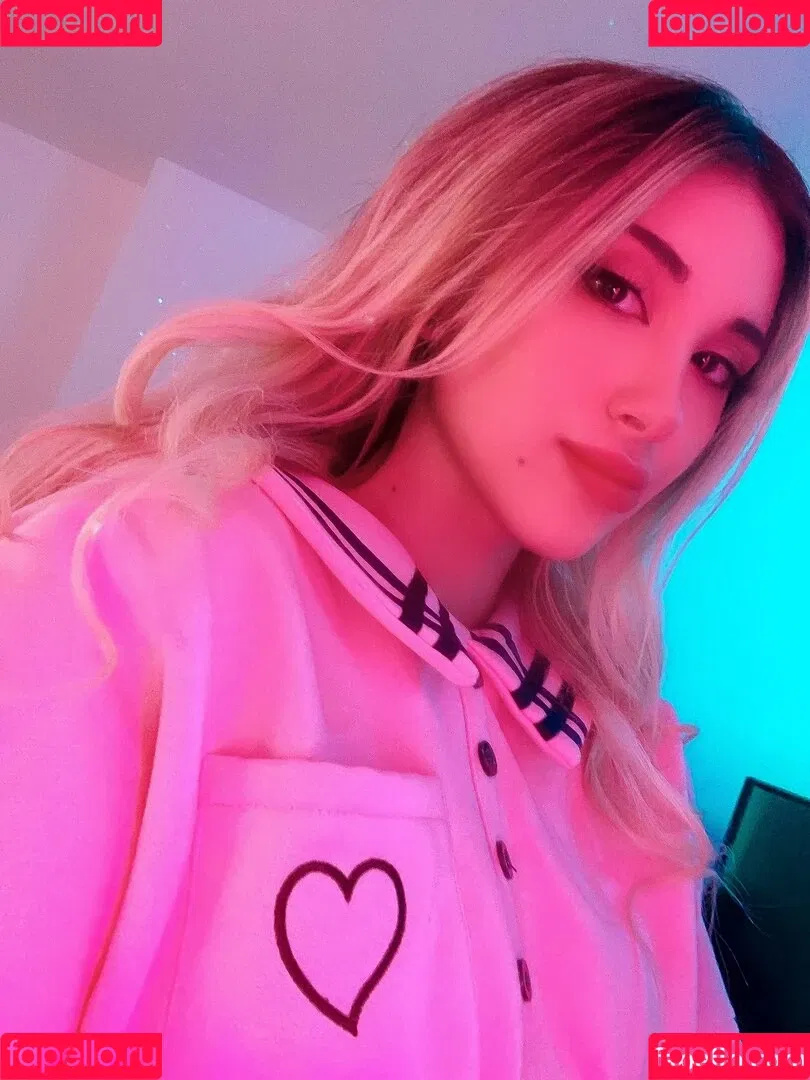 katth Onlyfans Photo Gallery 