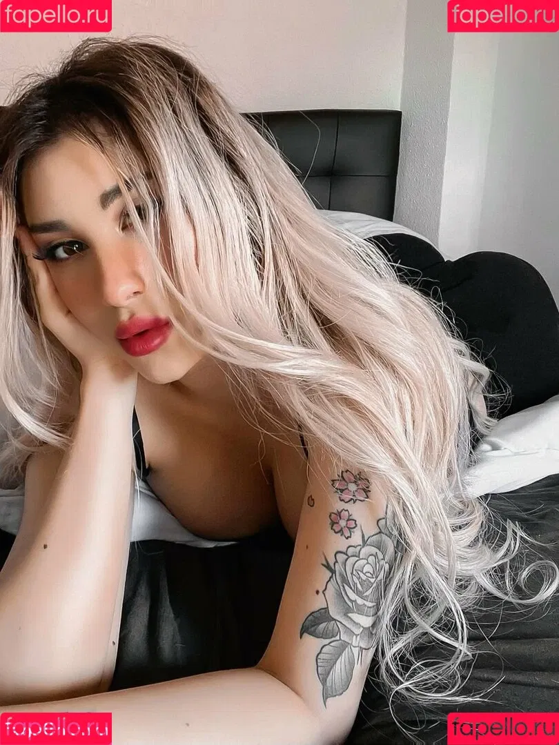 katth Onlyfans Photo Gallery 