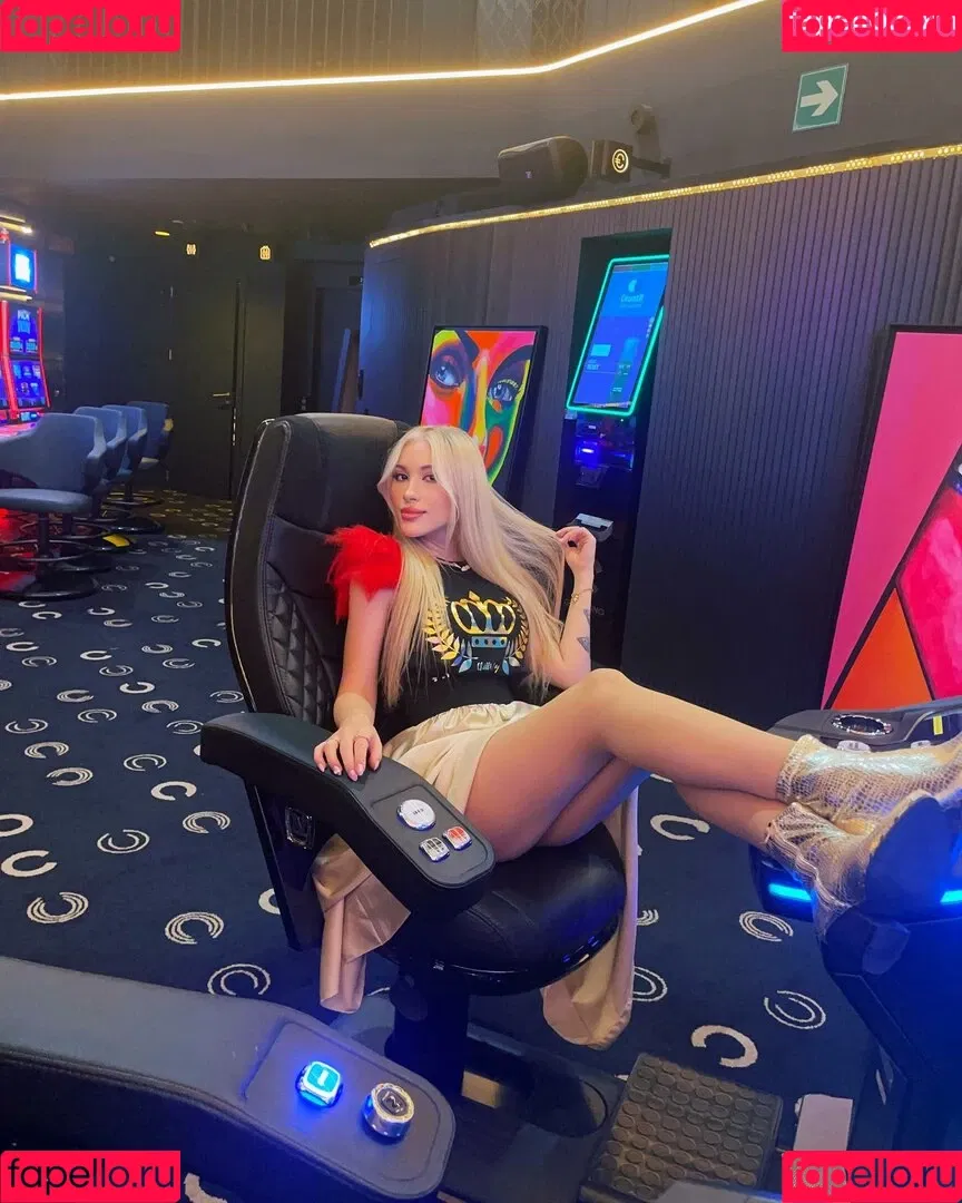 katth Onlyfans Photo Gallery 