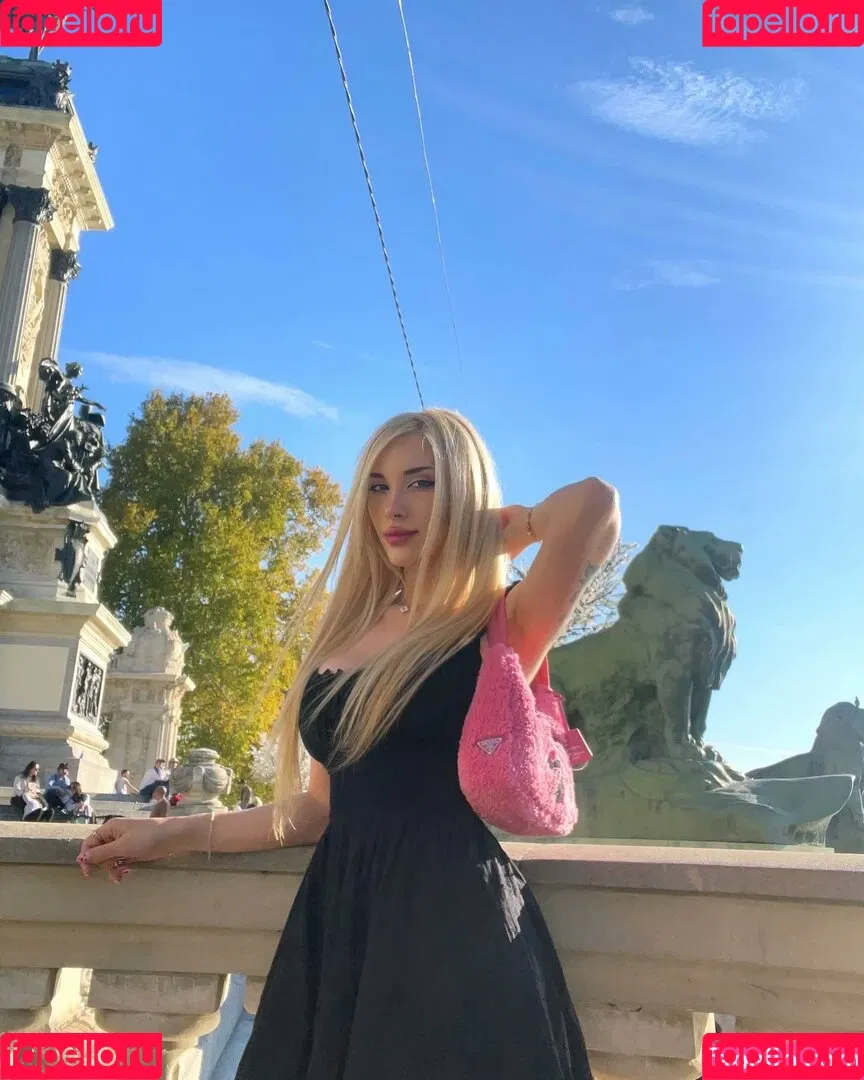katth Onlyfans Photo Gallery 