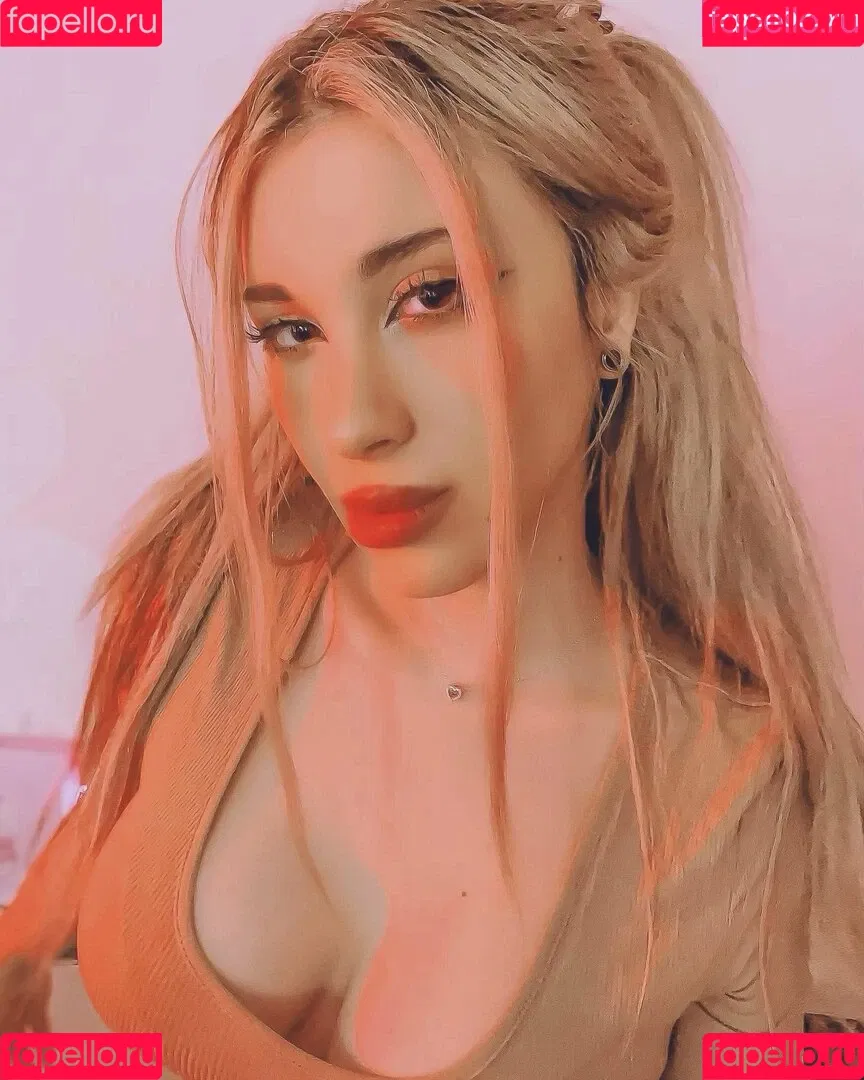 katth Onlyfans Photo Gallery 