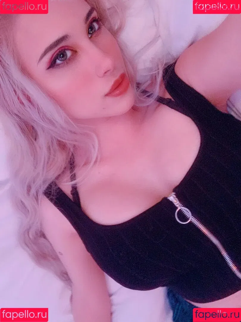 katth Onlyfans Photo Gallery 