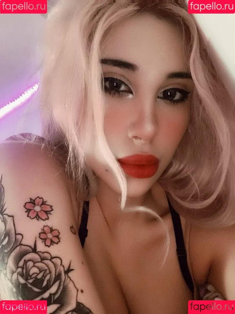 katth Onlyfans Photo Gallery 