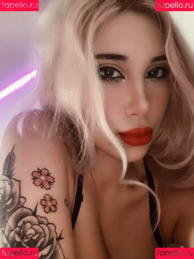 katth Onlyfans Photo Gallery 