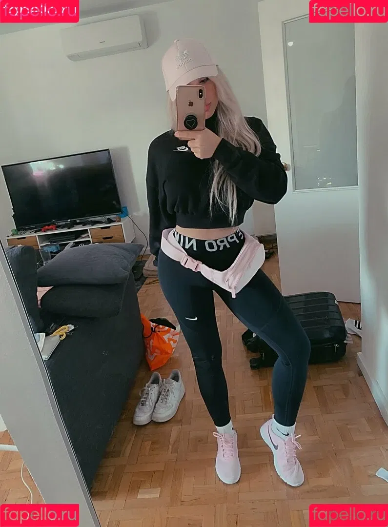 katth Onlyfans Photo Gallery 