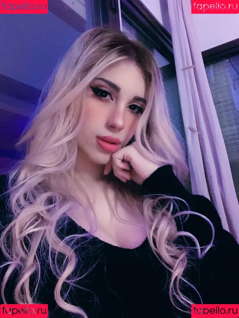 katth Onlyfans Photo Gallery 