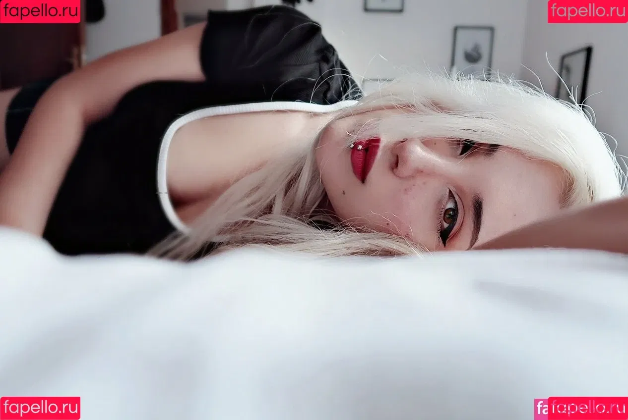 katth Onlyfans Photo Gallery 