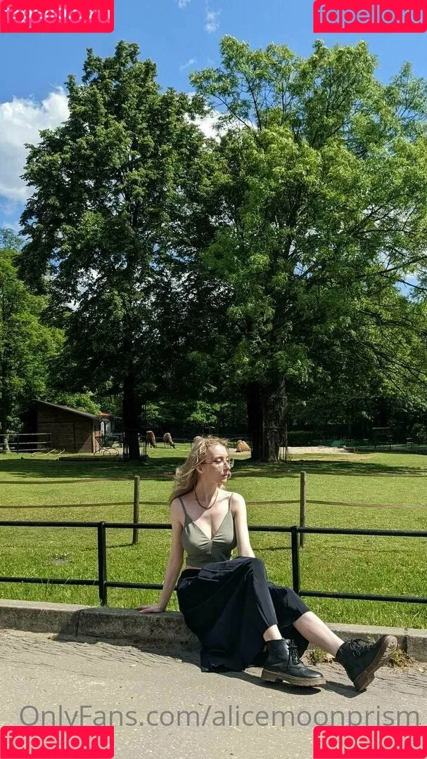 alicemoonprism Onlyfans Photo Gallery 