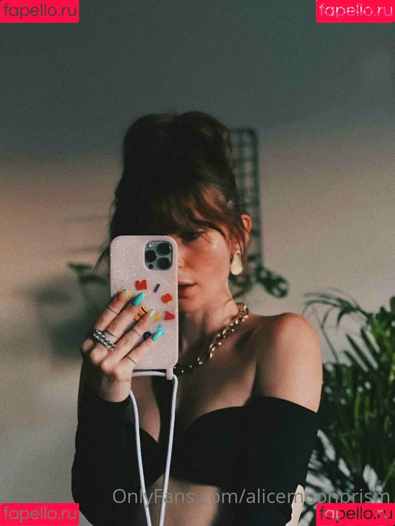 alicemoonprism Onlyfans Photo Gallery 