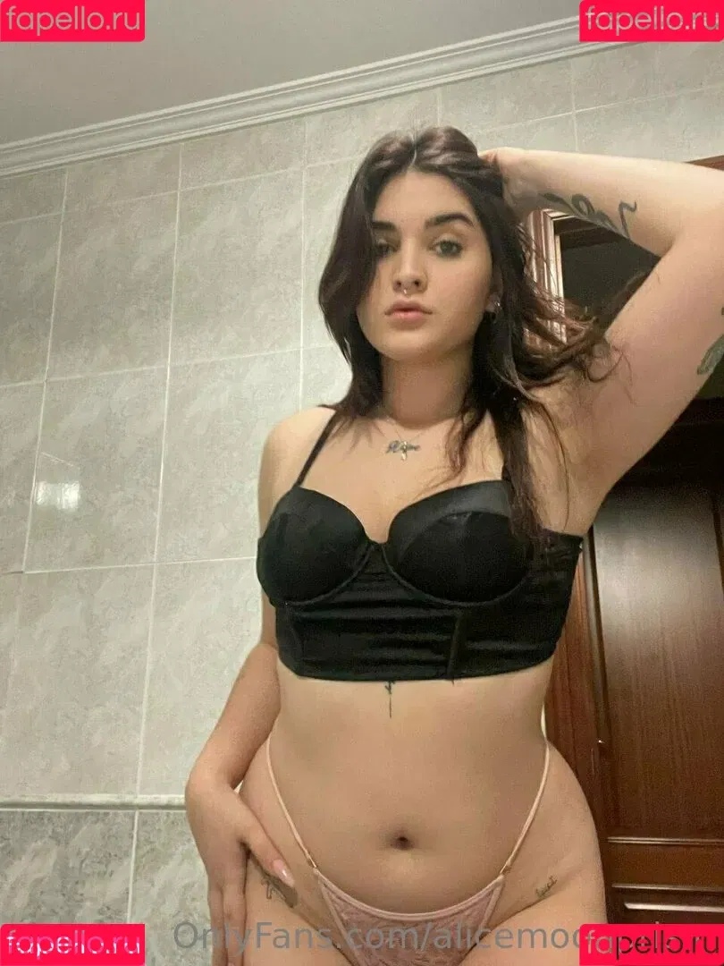 alicemoonprism Onlyfans Photo Gallery 
