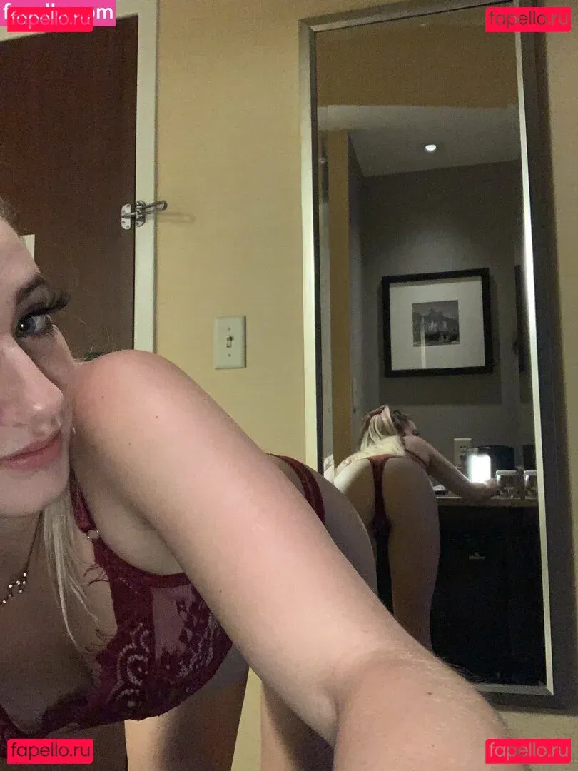 CubanaSandra Onlyfans Photo Gallery 