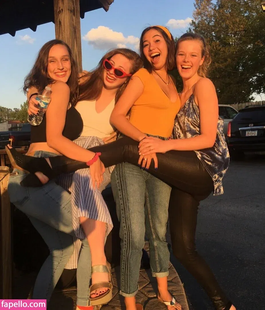 Melissa Aleene Kight Onlyfans Photo Gallery 