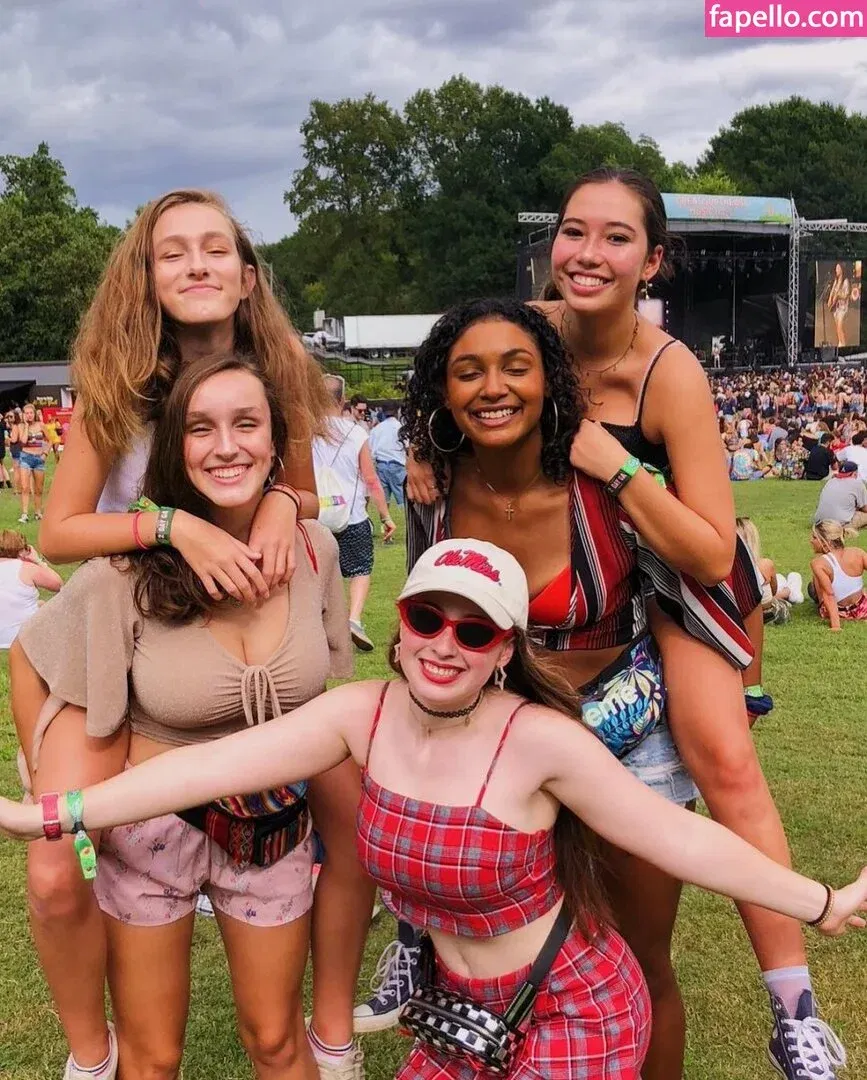 Melissa Aleene Kight Onlyfans Photo Gallery 