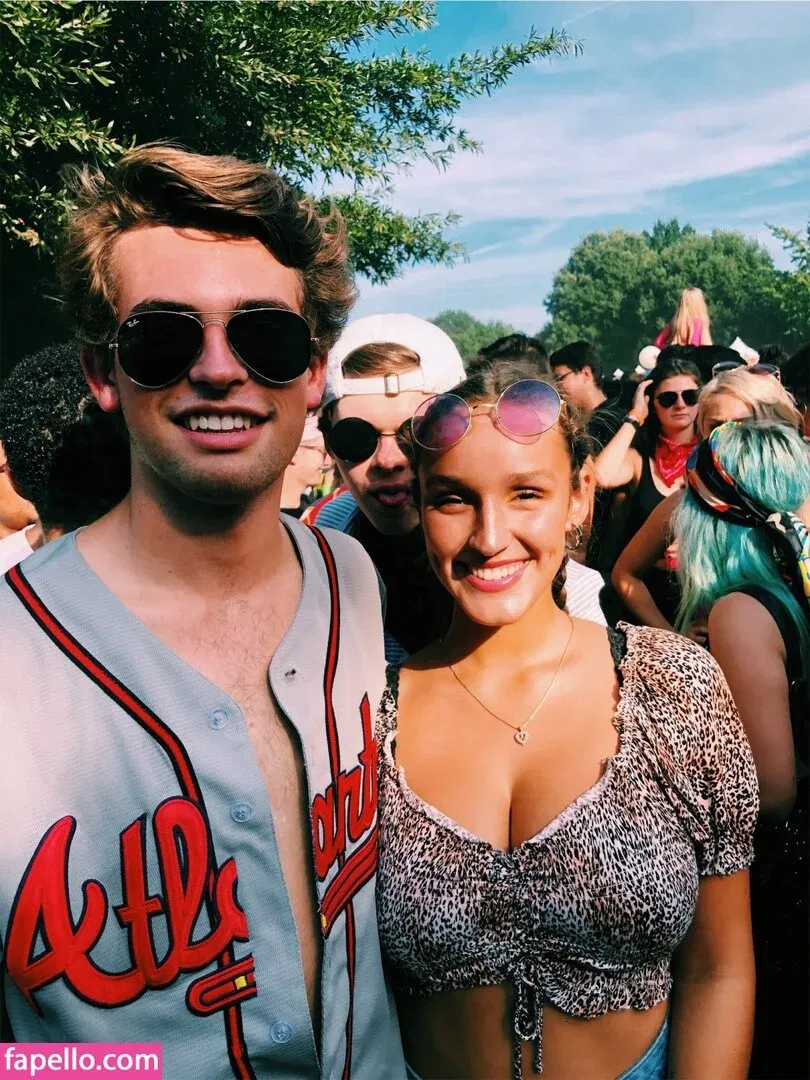 Melissa Aleene Kight Onlyfans Photo Gallery 