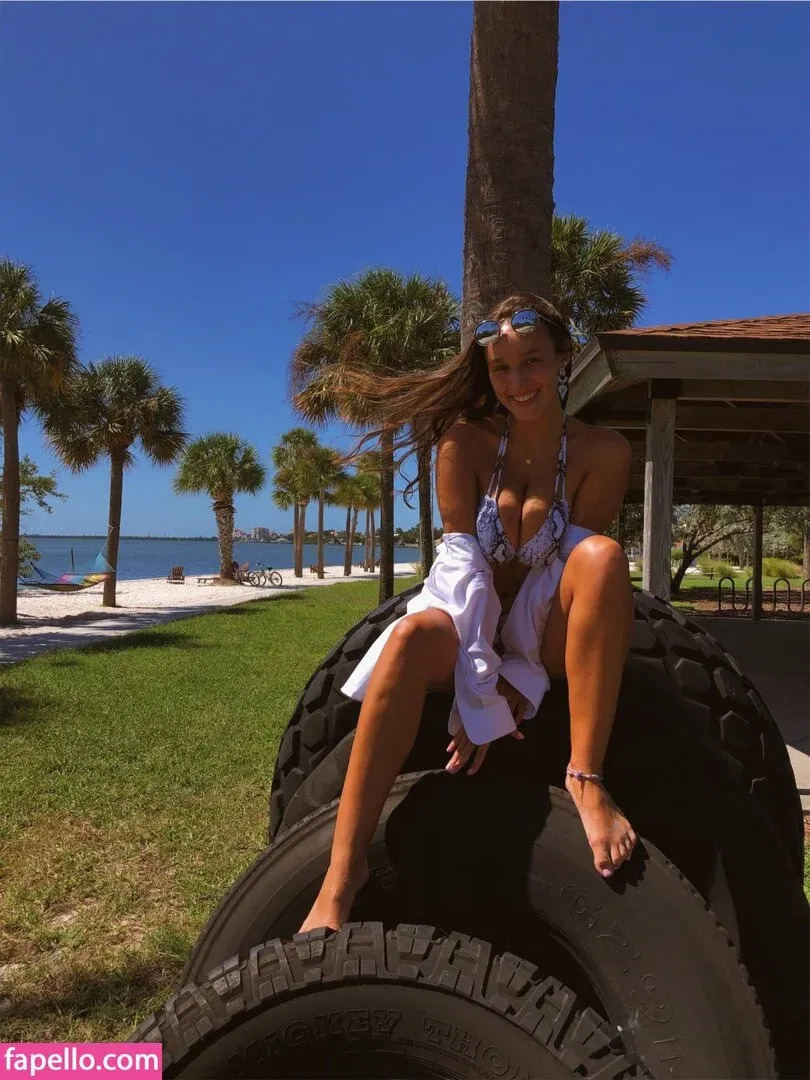 Melissa Aleene Kight Onlyfans Photo Gallery 