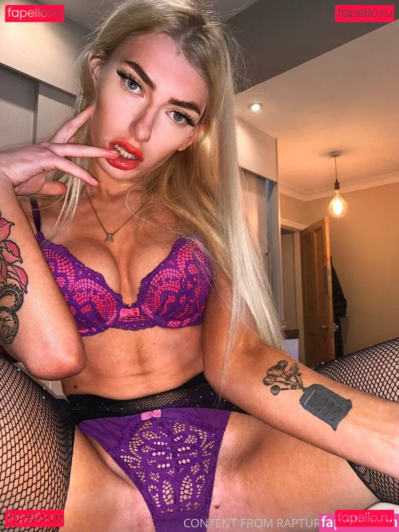 amylicks Onlyfans Photo Gallery 