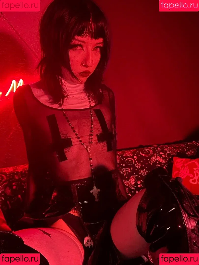 pissymantis Onlyfans Photo Gallery 