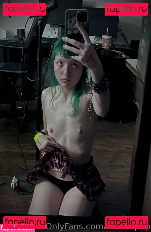 pissymantis Onlyfans Photo Gallery 