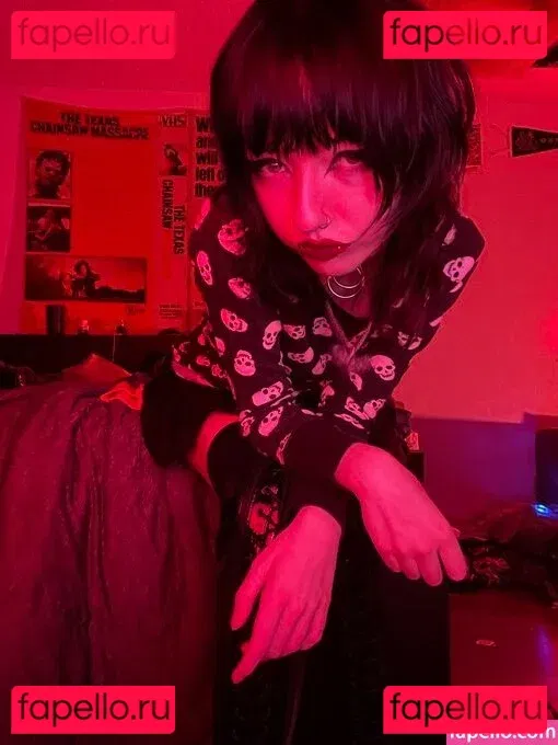 pissymantis Onlyfans Photo Gallery 