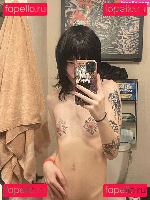 pissymantis Onlyfans Photo Gallery 