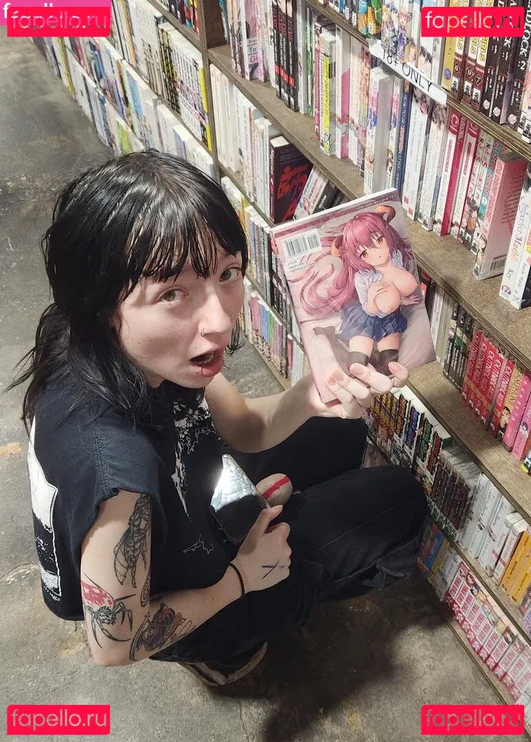 pissymantis Onlyfans Photo Gallery 