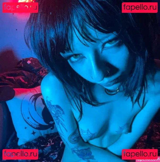 pissymantis Onlyfans Photo Gallery 