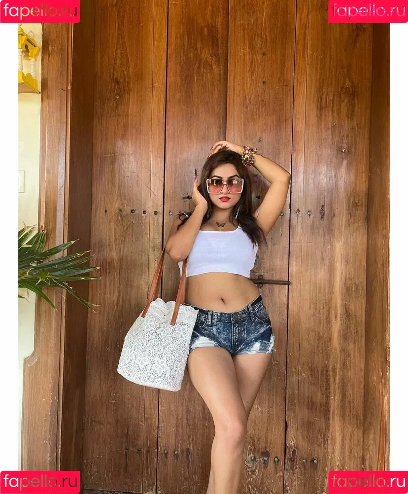 Shaheba Sultana Onlyfans Photo Gallery 