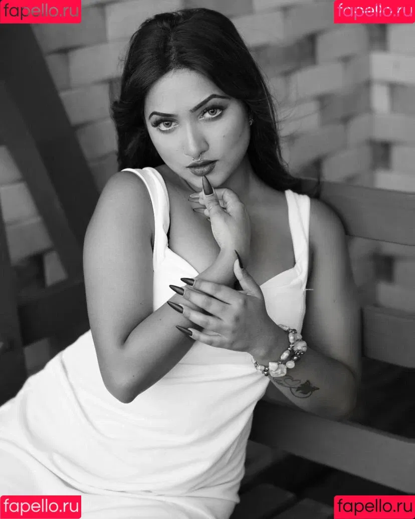 Shaheba Sultana Onlyfans Photo Gallery 