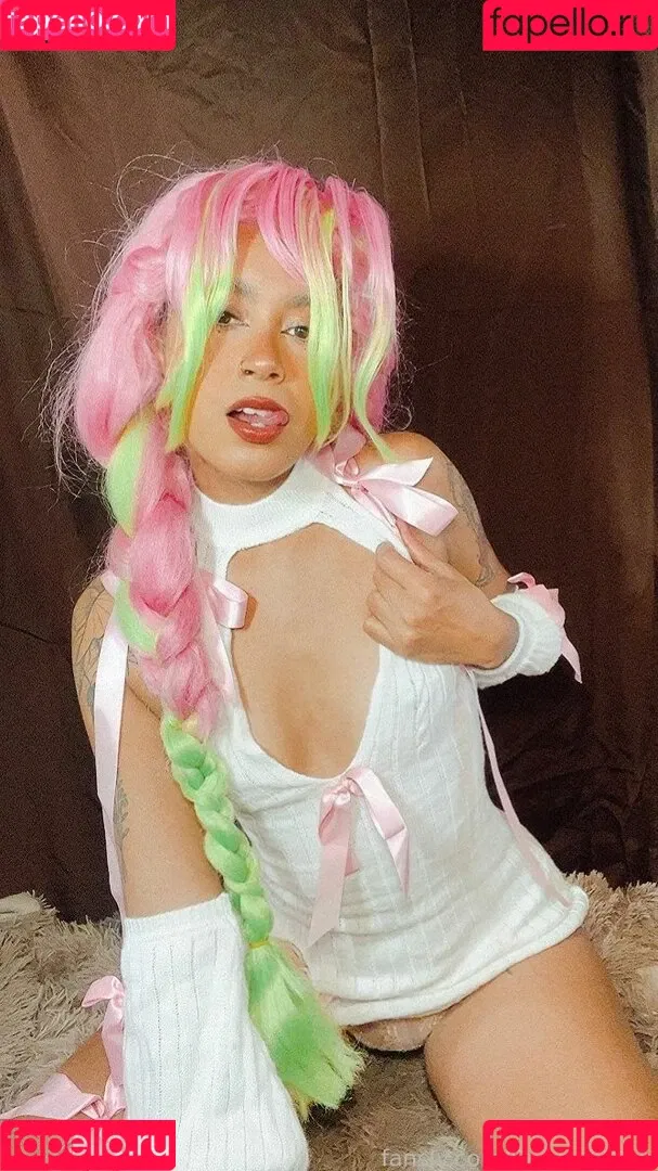 Sailor Gwen Onlyfans Photo Gallery 