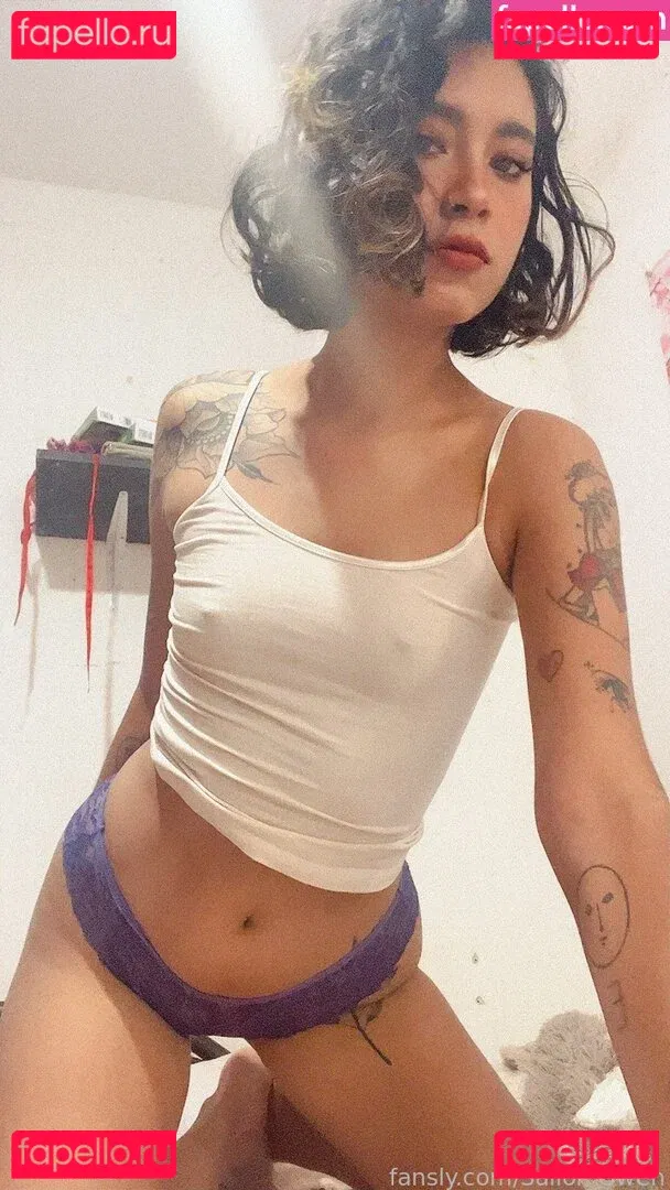 Sailor Gwen Onlyfans Photo Gallery 