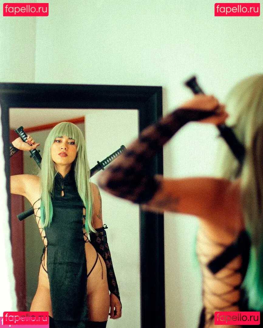 Sailor Gwen Onlyfans Photo Gallery 